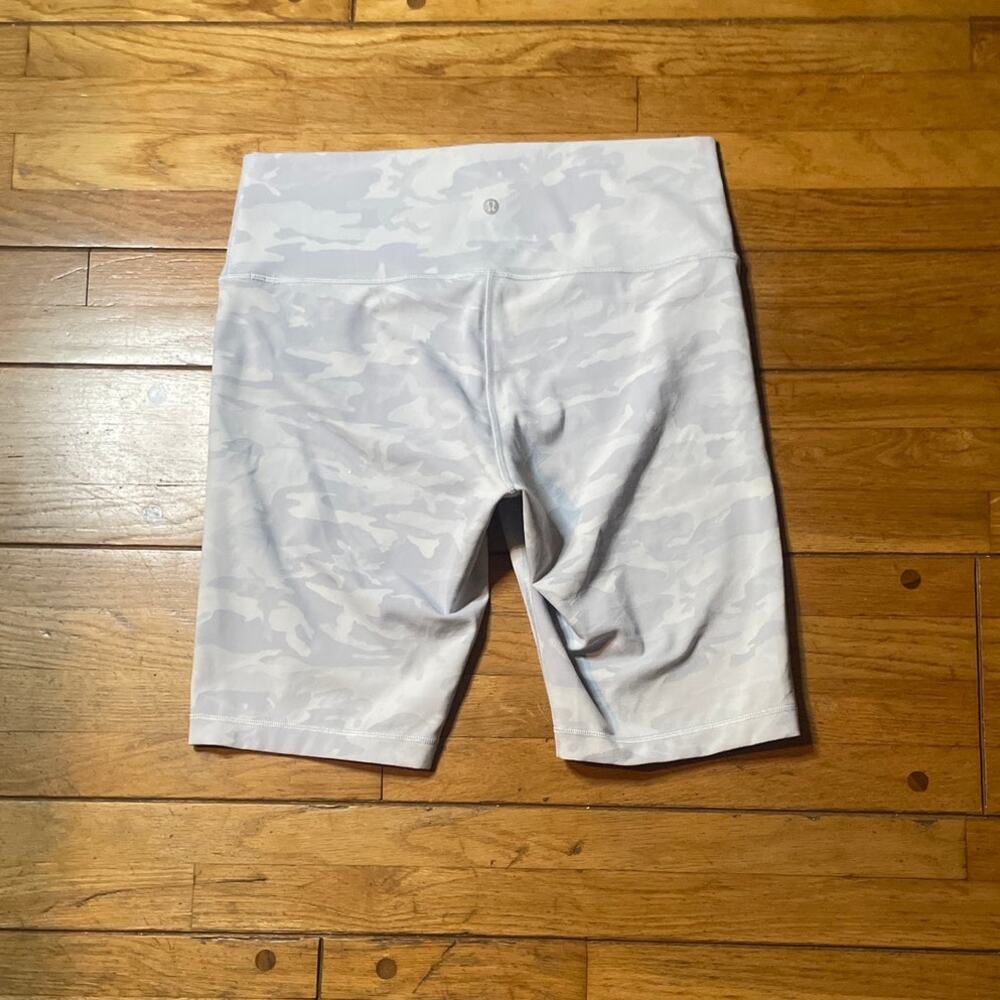 Lululemon Wunder Under Short 10" *Ribbed - Picture 7 of 16